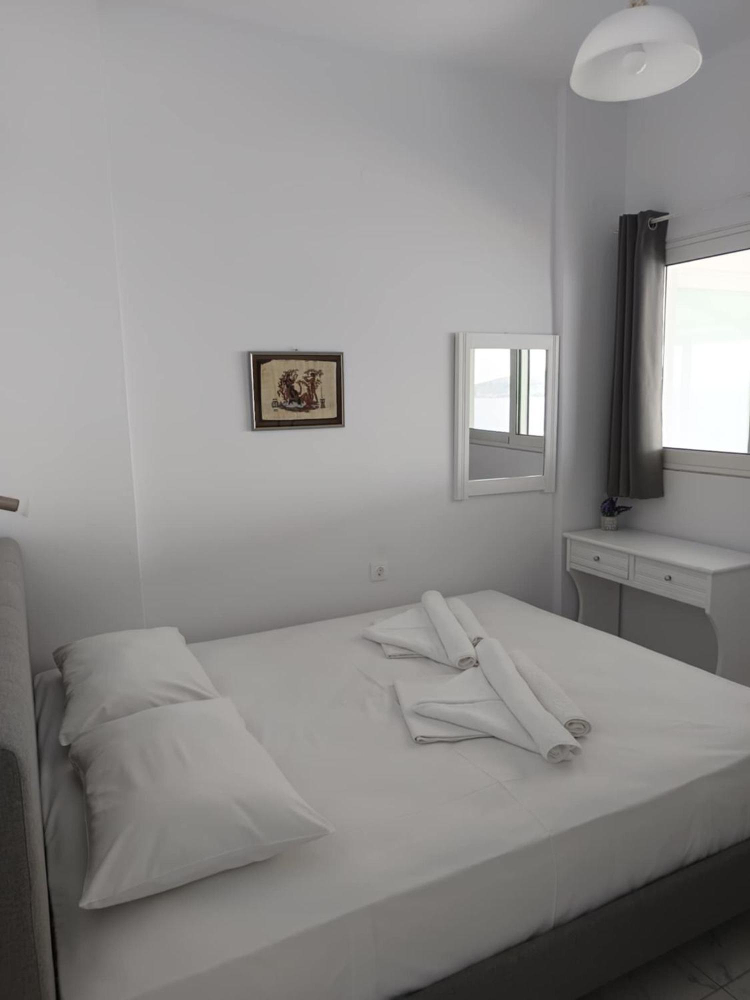 Kalymnos Platy Gialos Mousellis Makis Apartments Panormos  Exterior photo